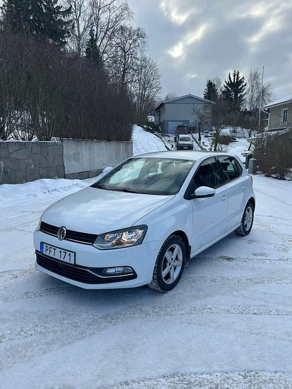 Begagnad VW Polo 90 HK (66 kW) 2017