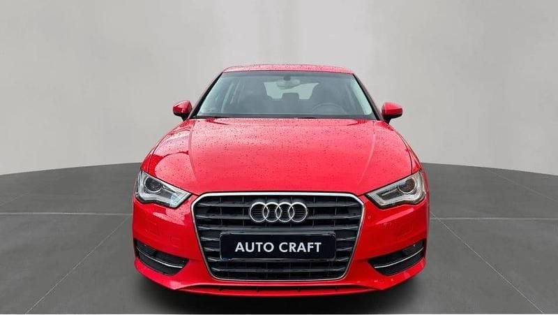 Begagnad Audi A3 150 HK (110 kW) 2014 Röd Kombi