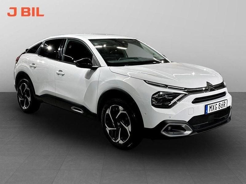 Vit Begagnad 2024 Citroën C4 Shine Halvkombi | 224 900 kr (Marknadspris) - Bild 1/4