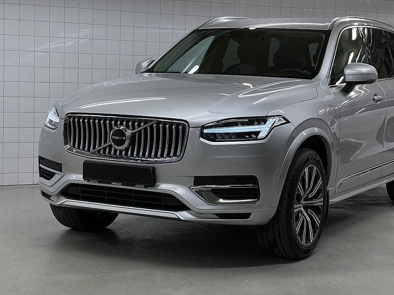 Begagnad Volvo XC90 Inscription 303 HK (222 kW) 2019 Silver SUV