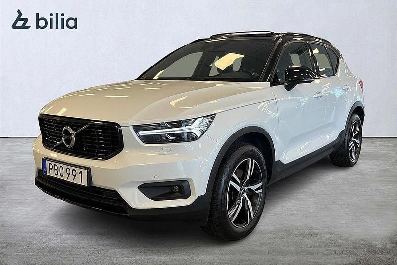 Vit Begagnad 2018 Volvo XC40 R-Design SUV | 299 000 kr (Lite dyr) - Bild 1/4