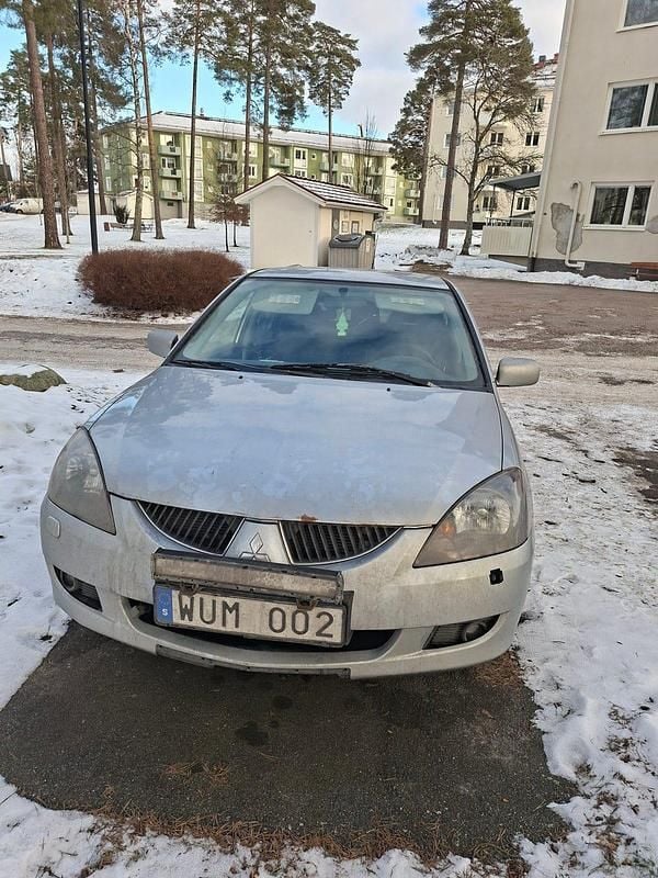 Begagnad Mitsubishi Lancer 135 HK (99 kW) 2005 Kombi