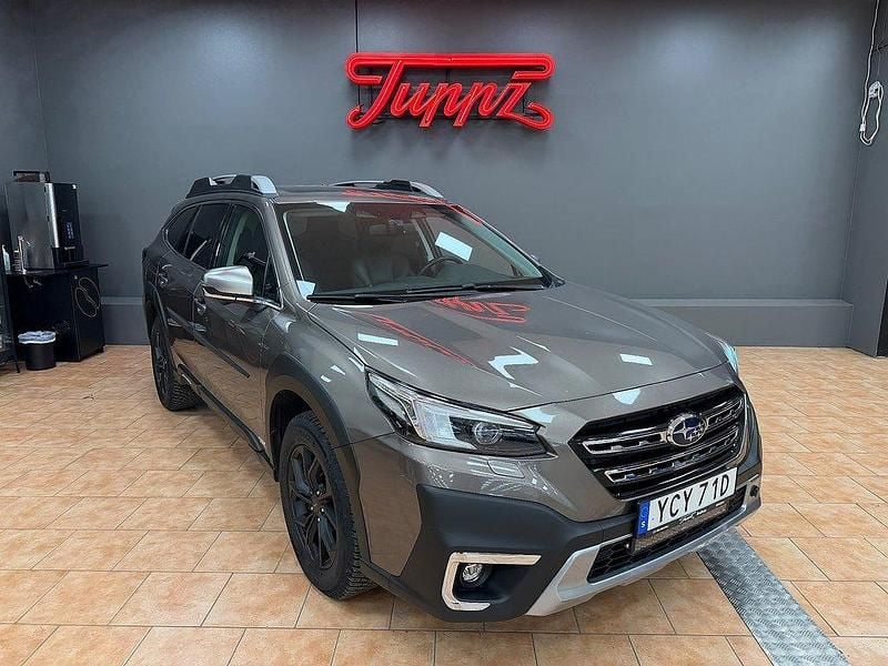 Ljusbrun Begagnad 2021 Subaru Outback SUV | 385 000 kr (Dyr) - Bild 1/4