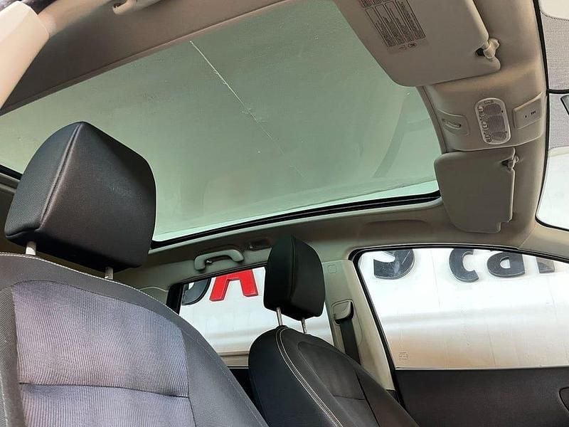 Begagnad Nissan Qashqai +2 150 HK (110 kW) 2011 Röd SUV