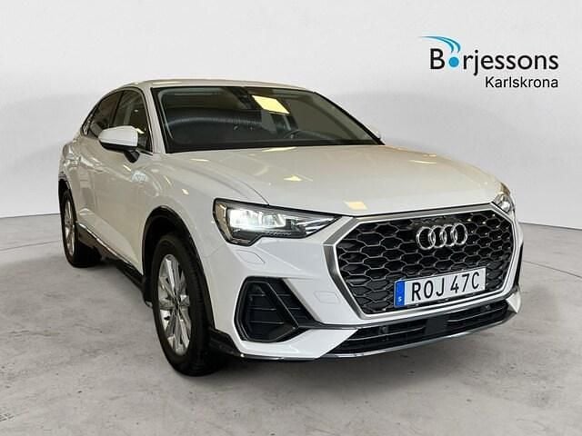Begagnad Audi Q3 Sportback Proline 151 HK (111 kW) 2022 Ibisvit SUV
