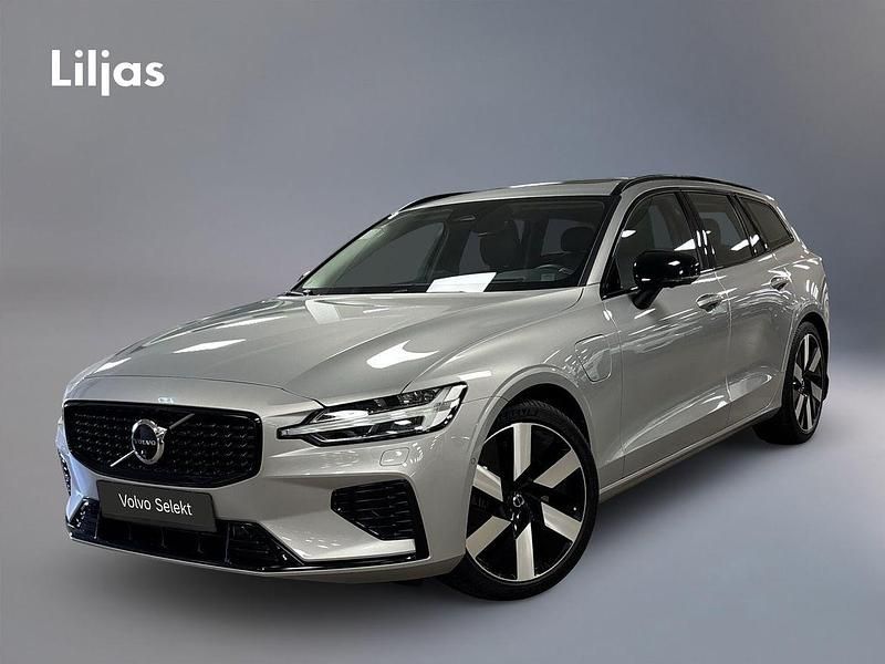 Silver Begagnad 2023 Volvo V60 Ultimate Kombi | 489 000 kr (Dyr) - Bild 1/3