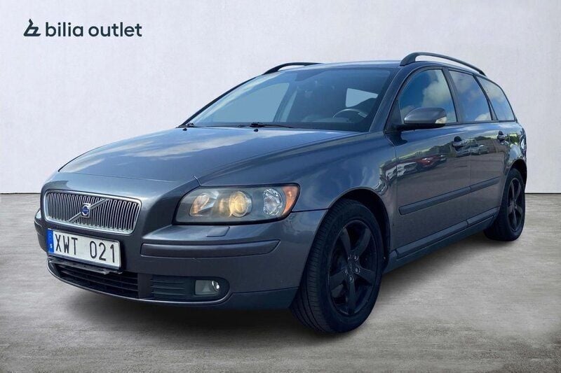Grå Begagnad 2006 Volvo V50 Kombi | 24 900 kr (Bra pris) - Bild 1/3