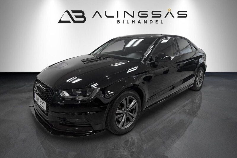 Svart Begagnad 2014 Audi A3 Ambition Sedan | 149 900 kr (Lite dyr) - Bild 1/4