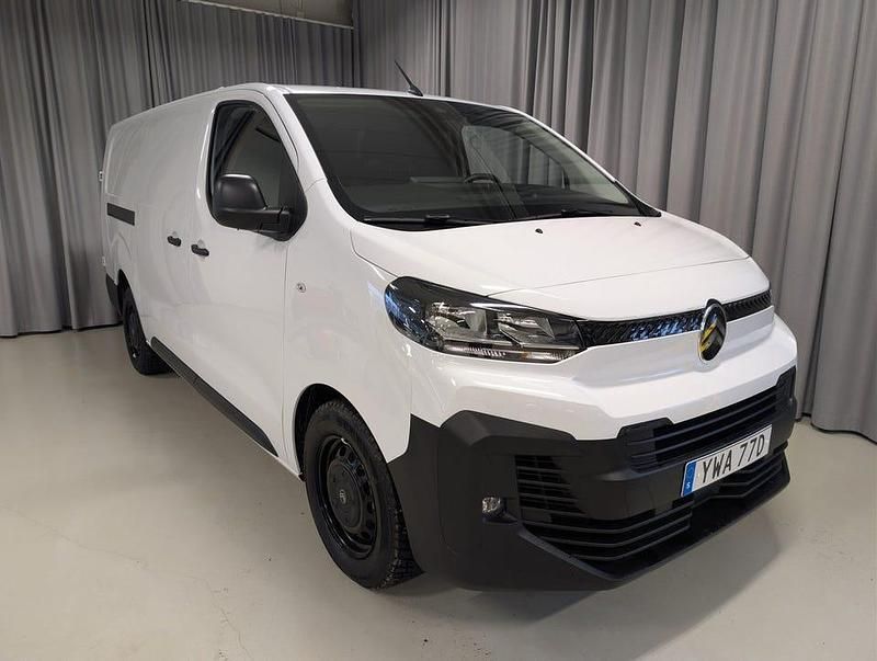 Vit Begagnad 2025 Citroën Jumpy Van | 379 900 kr (Marknadspris) - Bild 1/4