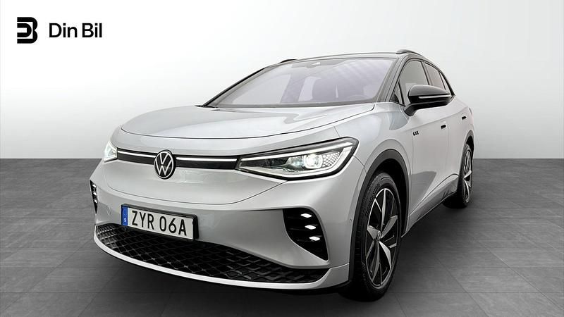 Silver (scale silver metallic bla) Begagnad 2023 VW ID.4 GTX SUV | 424 900 kr (Lite dyr) - Bild 1/4