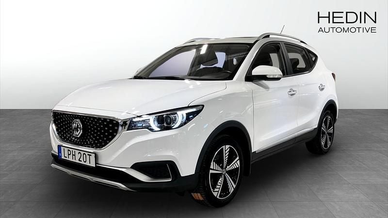 Begagnad MG ZS Luxury 105 kW (143 HK) 2021 Vit SUV