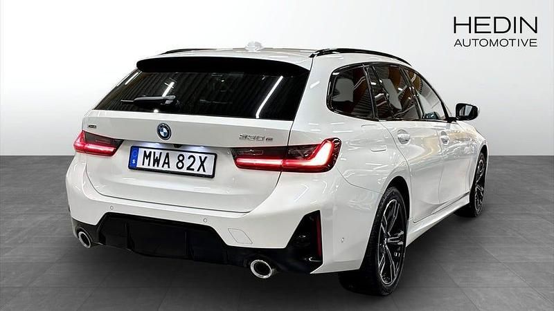 Begagnad BMW 330 M Sport 292 HK (214 kW) 2025 Vit Kombi