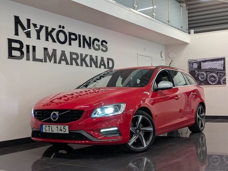 Röd Begagnad 2016 Volvo V60 R-Design Kombi | 139 900 kr (Lite dyr) - Bild 1/4