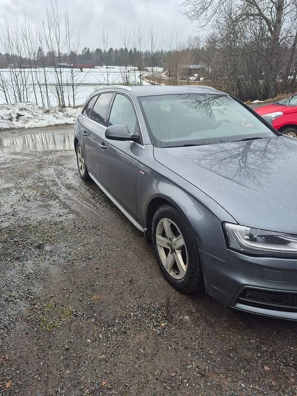 Begagnad Audi A4 177 HK (130 kW) 2014 Kombi