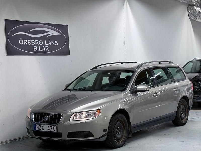 Brun Begagnad 2009 Volvo V70 Kombi | 44 900 kr (Bra pris) - Bild 1/4
