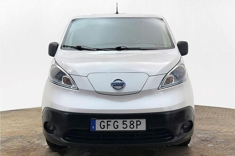 Begagnad Nissan e-NV200 80 kW (109 HK) 2020 Vit Minibuss