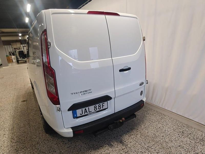 Begagnad Ford Transit Custom 131 HK (96 kW) 2020 Vit Van
