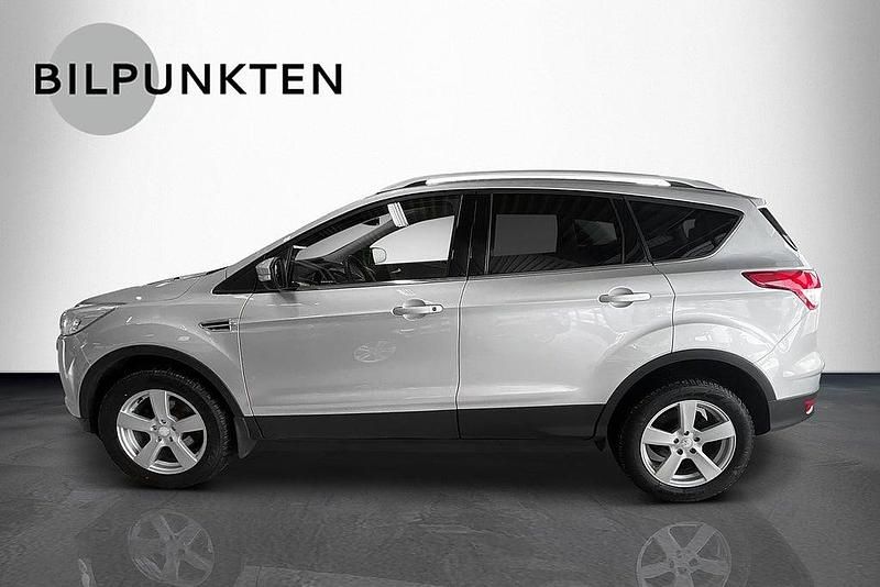 Begagnad Ford Kuga Titanium 150 HK (110 kW) 2015 Grå SUV