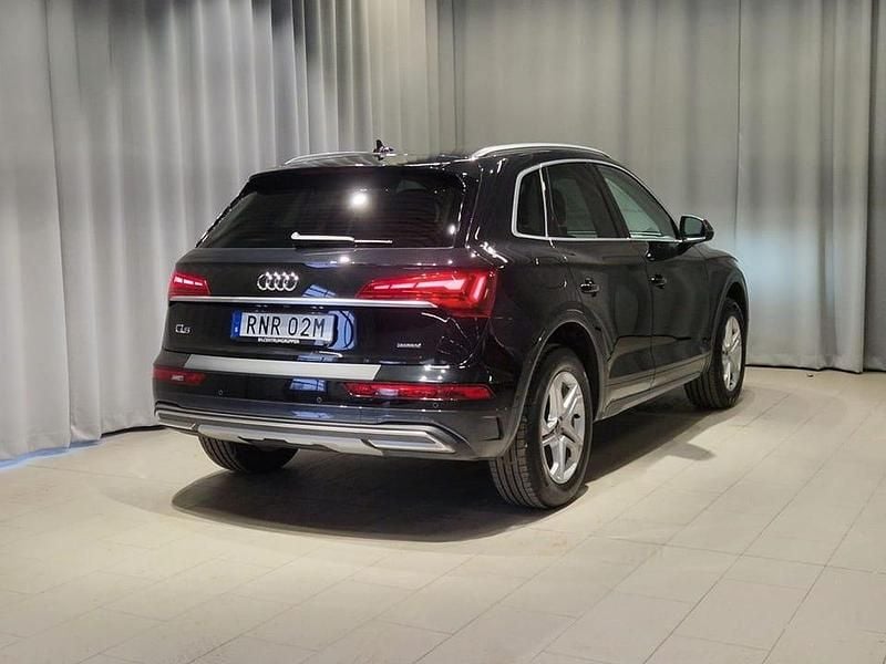 Begagnad Audi Q5 Advanced Plus 207 HK (152 kW) 2024 Svart SUV