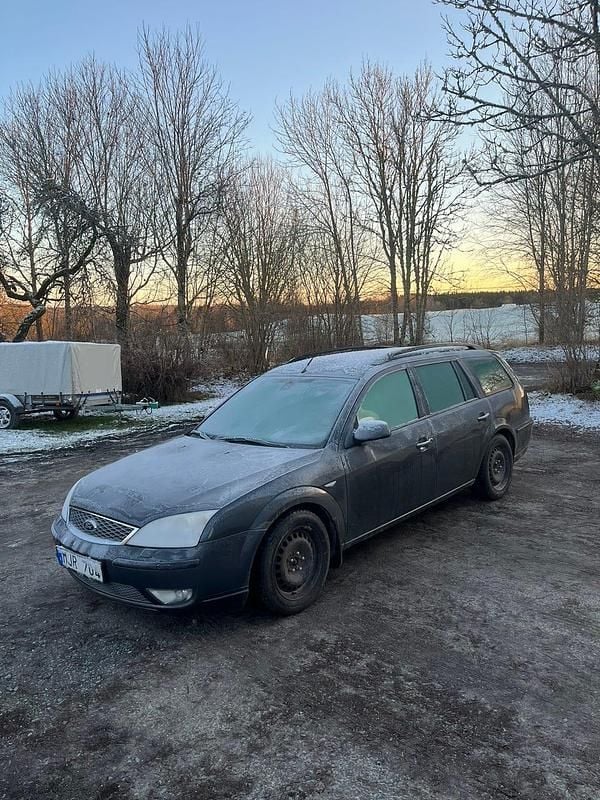Begagnad 2006 Ford Mondeo Kombi | 10 000 kr (Superpris) - Bild 1/4