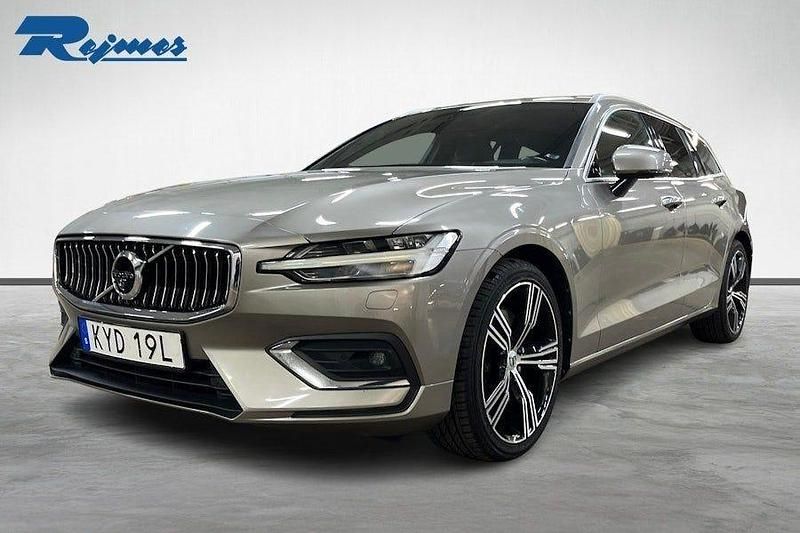 Pebble grey metallic Begagnad 2019 Volvo V60 Inscription Kombi | 309 800 kr (Marknadspris) - Bild 1/4