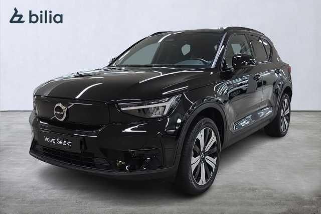 Svart Begagnad 2022 Volvo XC40 Core SUV | 439 000 kr - Bild 1/3
