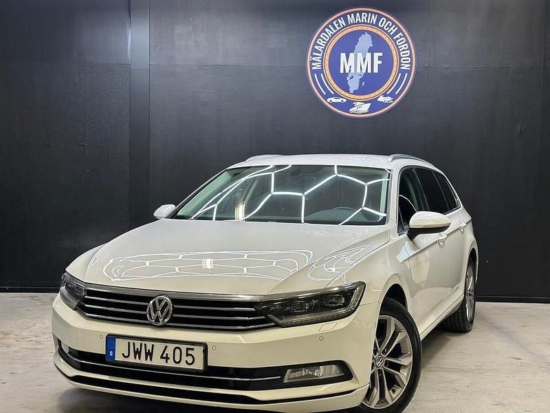 Vit Begagnad 2016 VW Passat Kombi | 129 800 kr (Bra pris) - Bild 1/4