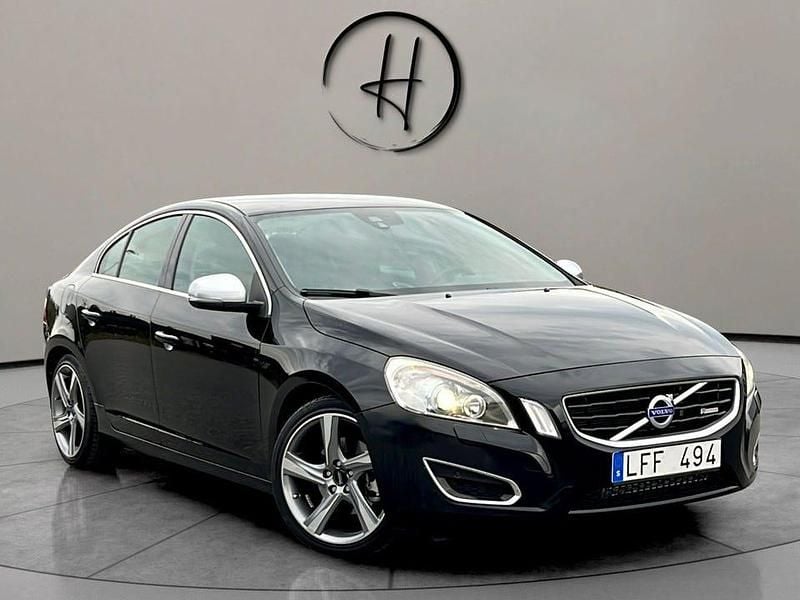 Begagnad Volvo S60 Momentum 150 HK (110 kW) 2010 Svart Sedan