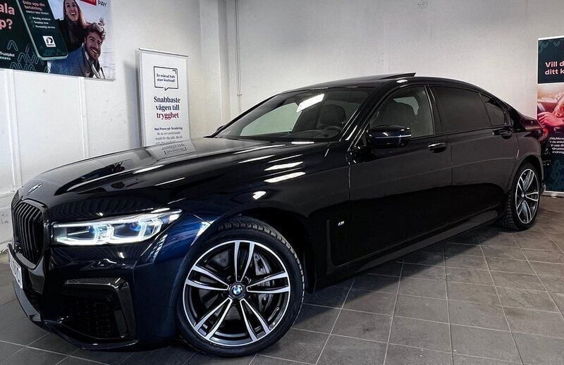 Begagnad 2020 BMW 740L M Sport Sedan | 629 000 kr - Bild 1/4