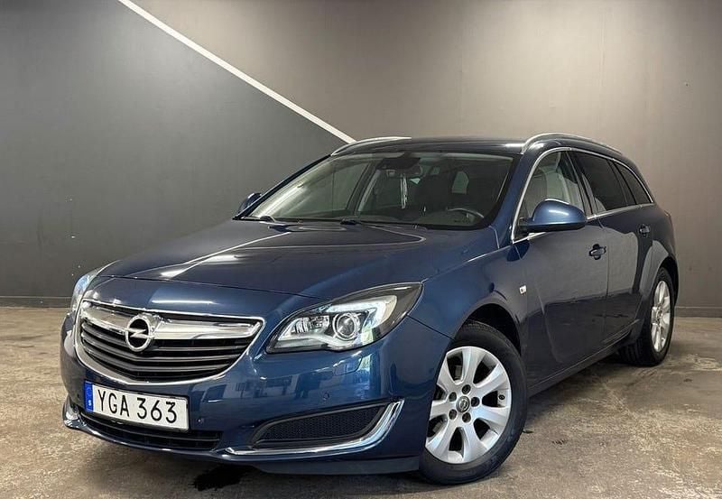 Blå Begagnad 2016 Opel Insignia Business Kombi | 89 900 kr (Marknadspris) - Bild 1/4