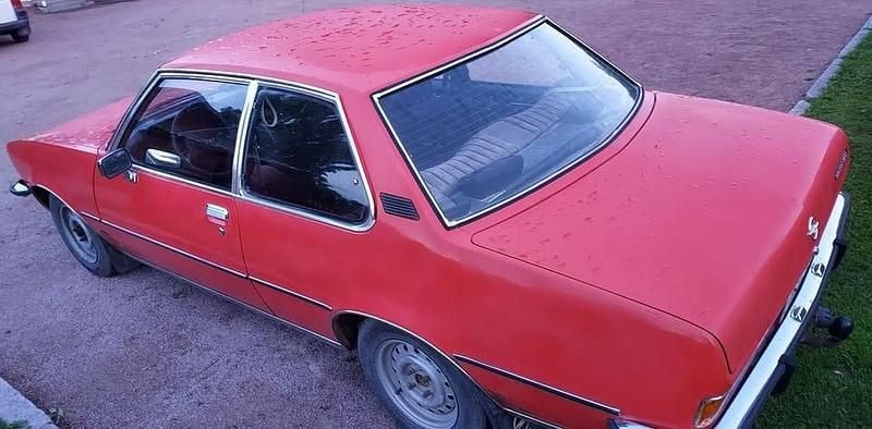 Begagnad 1976 Opel Rekord S Sportkupé | 35 000 kr - Bild 1/4