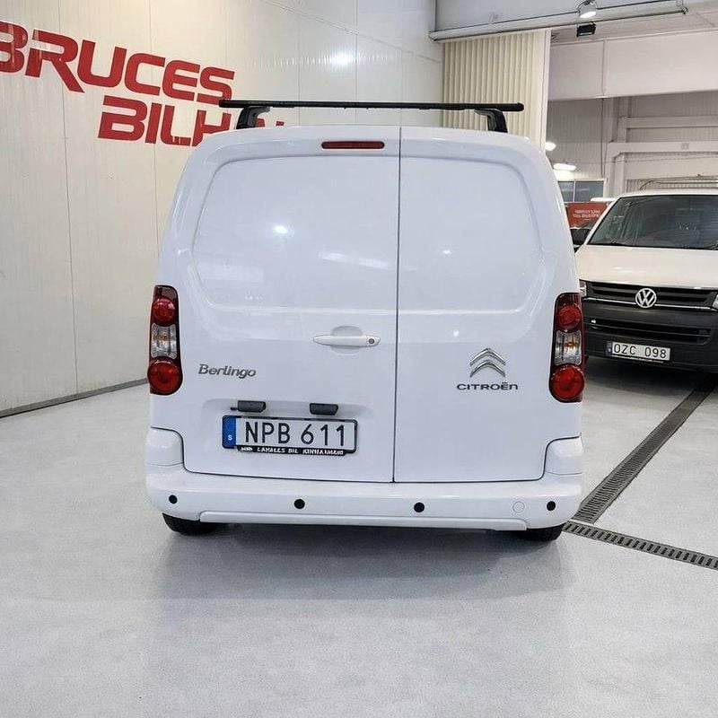 Begagnad Citroën Berlingo 99 HK (72 kW) 2018 Vit Minibuss
