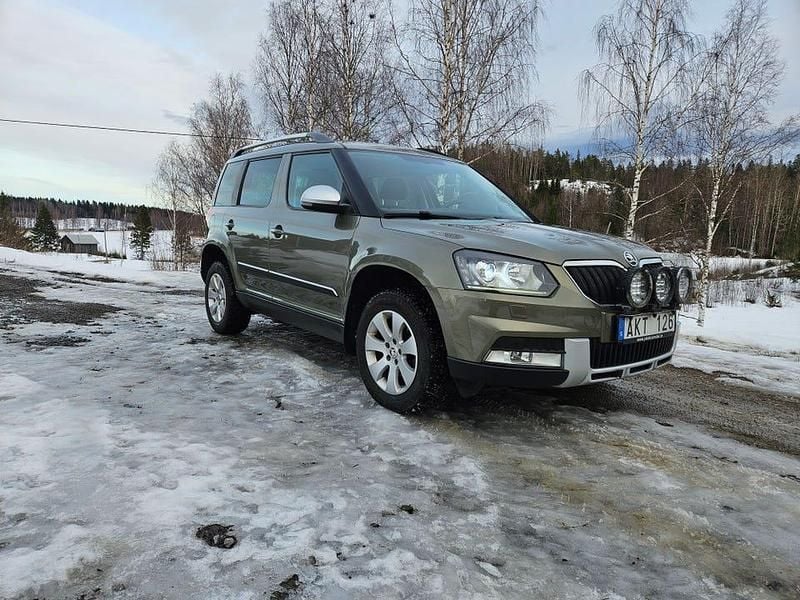 Begagnad Skoda Yeti Outdoor 140 HK (102 kW) 2014 SUV