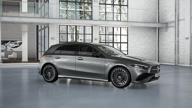 Bergsgrå metallic Ny 2026 Mercedes A250 Advanced Halvkombi | 461 000 kr - Bild 1/2