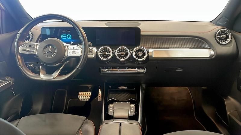 Begagnad Mercedes EQB300 AMG line 167 kW (228 HK) 2022 Vit SUV