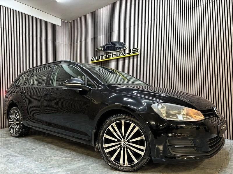 Svart Begagnad 2013 VW Golf VII Kombi | 74 900 kr (Marknadspris) - Bild 1/4