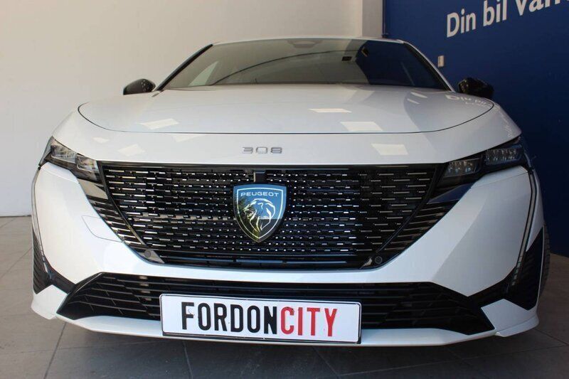 Begagnad Peugeot 308 GT 131 HK (96 kW) 2022 Vit Halvkombi