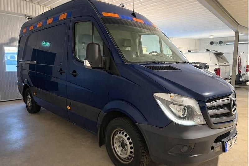 Begagnad Mercedes Sprinter 156 HK (114 kW) 2018 Blå Van
