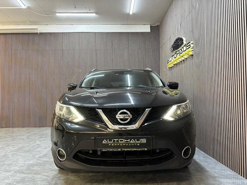Begagnad Nissan Qashqai 110 HK (80 kW) 2016 Svart SUV