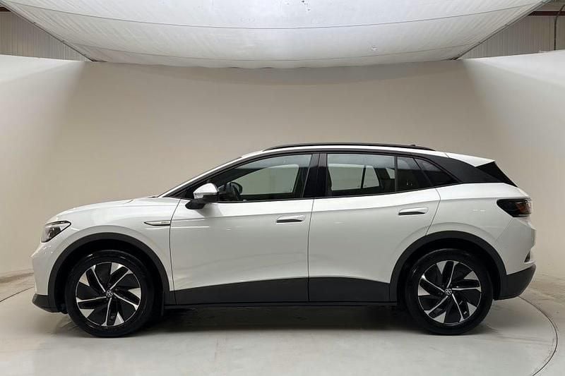 Begagnad VW ID.4 Pro Performance 150 kW (204 HK) 2023 Vit metallic SUV