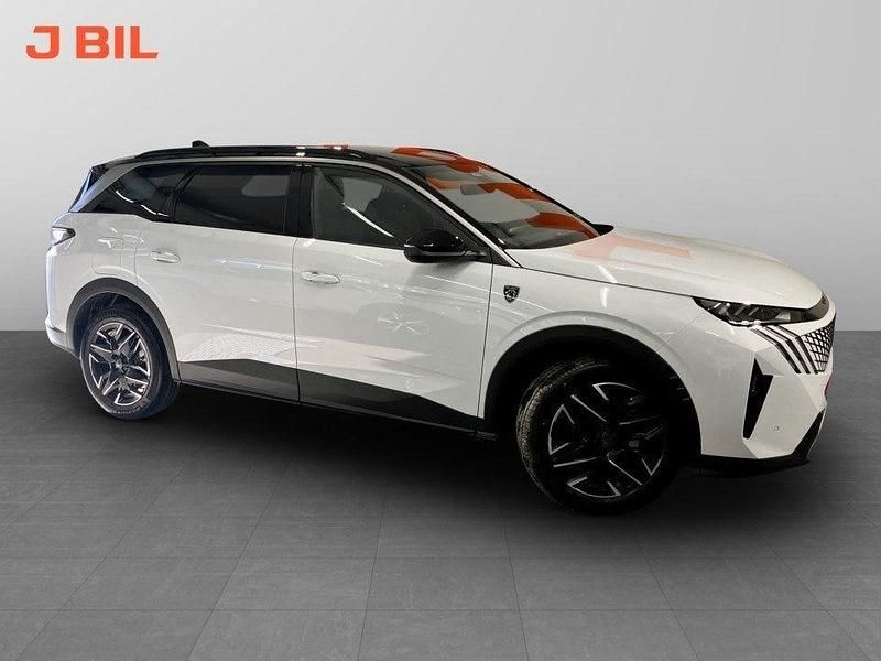 Vit Begagnad 2025 Peugeot 5008 GT SUV | 409 900 kr - Bild 1/4
