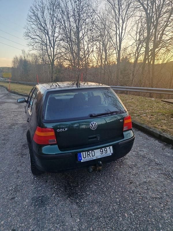 Begagnad VW Golf IV 105 HK (77 kW) 2003
