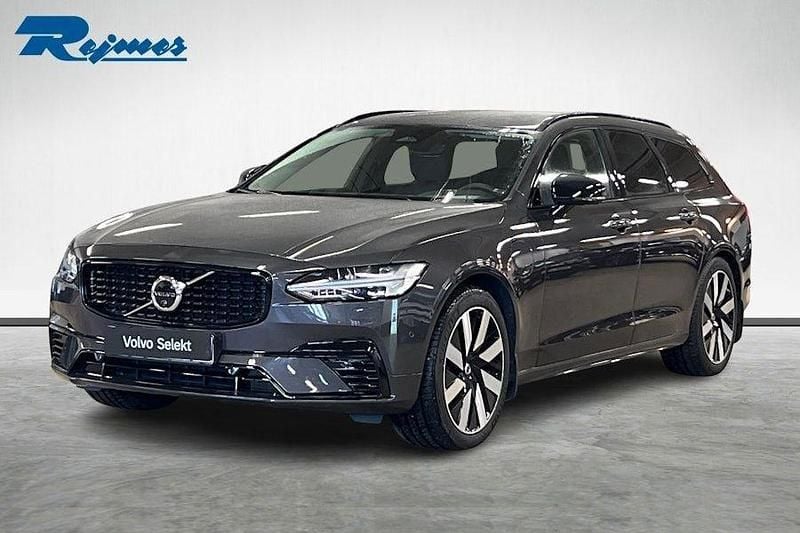 Grå Begagnad 2024 Volvo V90 Plus Kombi | 489 900 kr (Marknadspris) - Bild 1/2