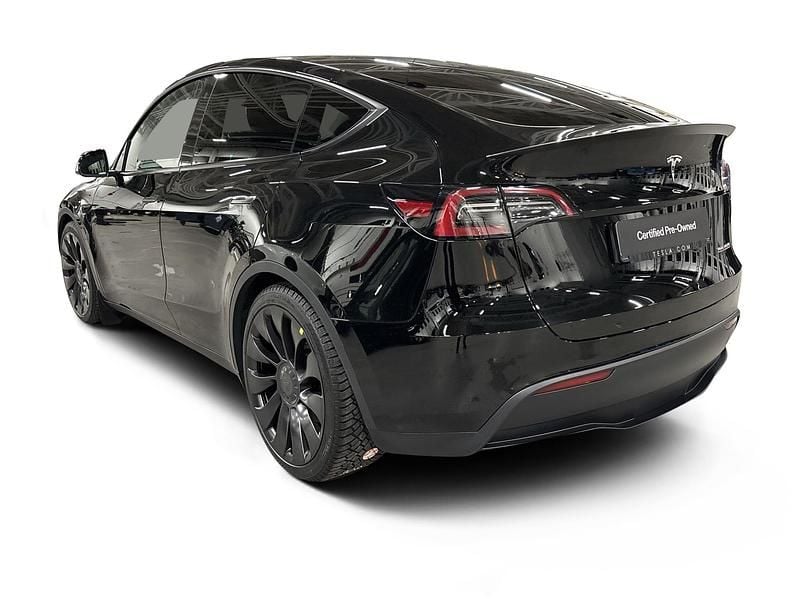 Begagnad Tesla Model Y Performance 392 kW (534 HK) 2023 Svart SUV