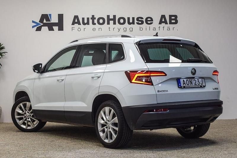 Begagnad Skoda Karoq 150 HK (110 kW) 2019 Vit SUV