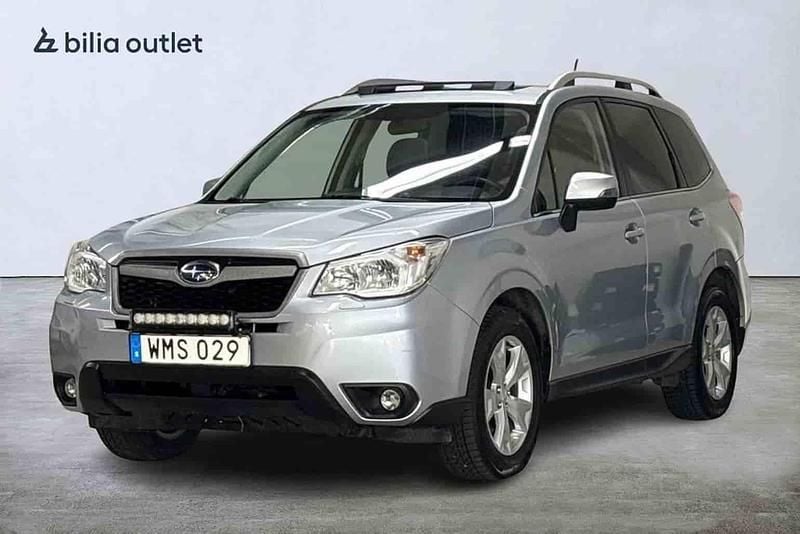 Silver Begagnad 2015 Subaru Forester SUV | 124 900 kr - Bild 1/1