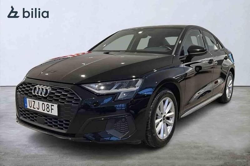 Svart Begagnad 2023 Audi A3 Sedan | 237 500 kr - Bild 1/1