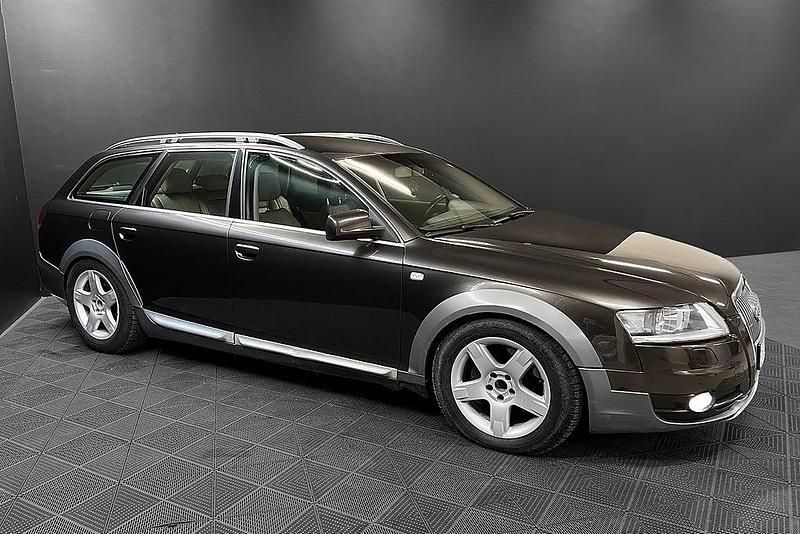 Begagnad Audi A6 Allroad 233 HK (171 kW) 2006 Grå Kombi
