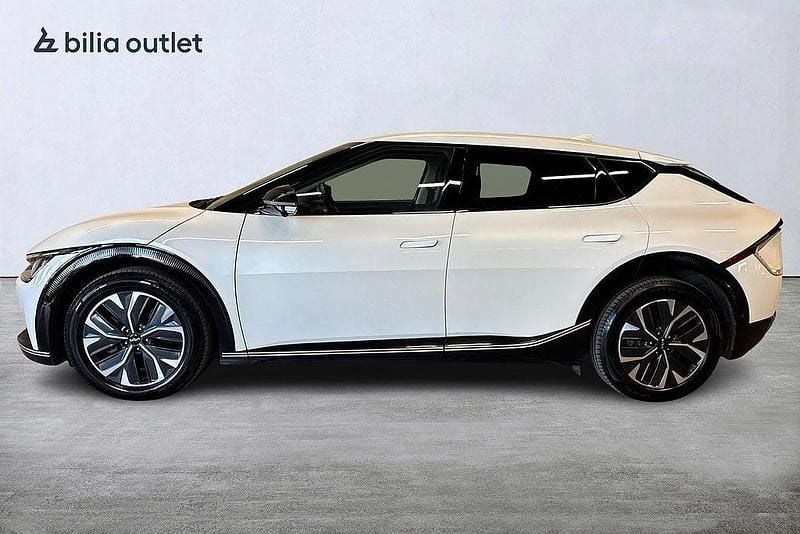 Begagnad Kia EV6 Base 239 kW (325 HK) 2023 Vit SUV
