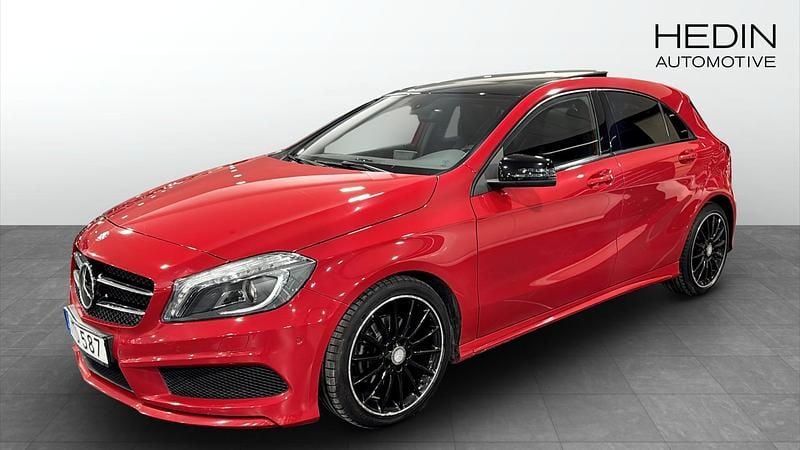 Röd Begagnad 2015 Mercedes A200 AMG Halvkombi | 179 900 kr (Marknadspris) - Bild 1/4